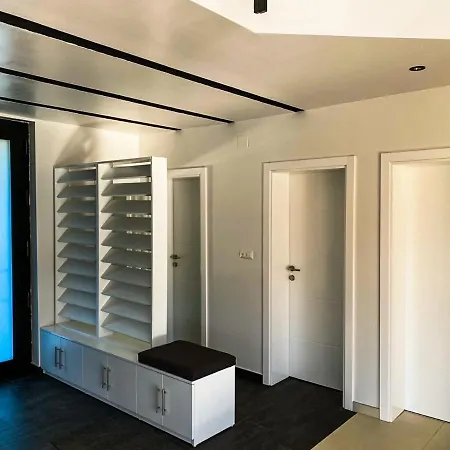 Villa Una Residence 度假居 Bihać