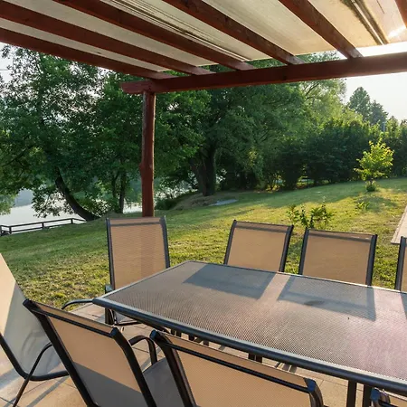Villa Una Residence